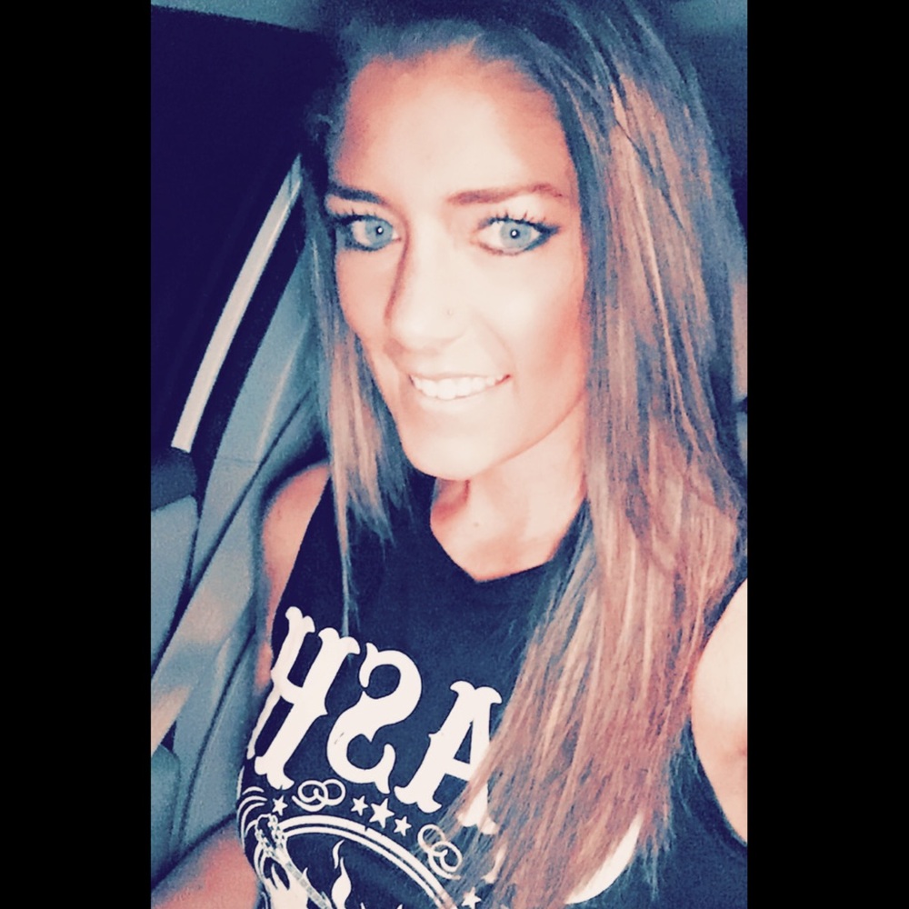 Meet your Posher, Brittni
